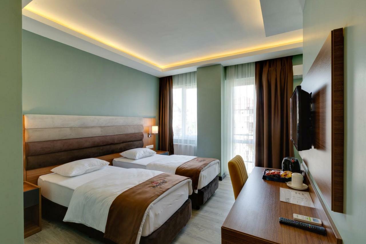 City Hotel Batumi Kültér fotó