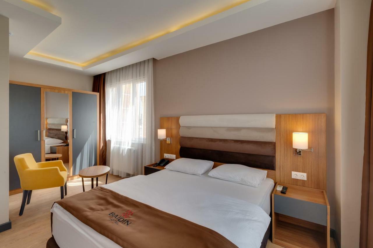 City Hotel Batumi Kültér fotó