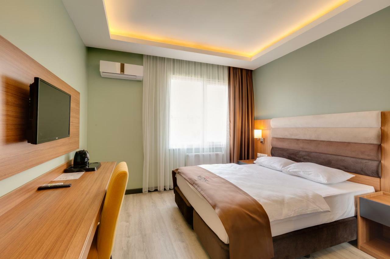 City Hotel Batumi Kültér fotó