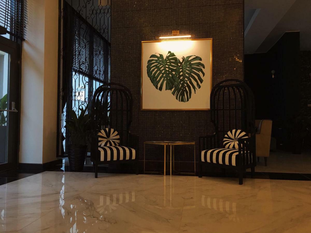 City Hotel Batumi Kültér fotó